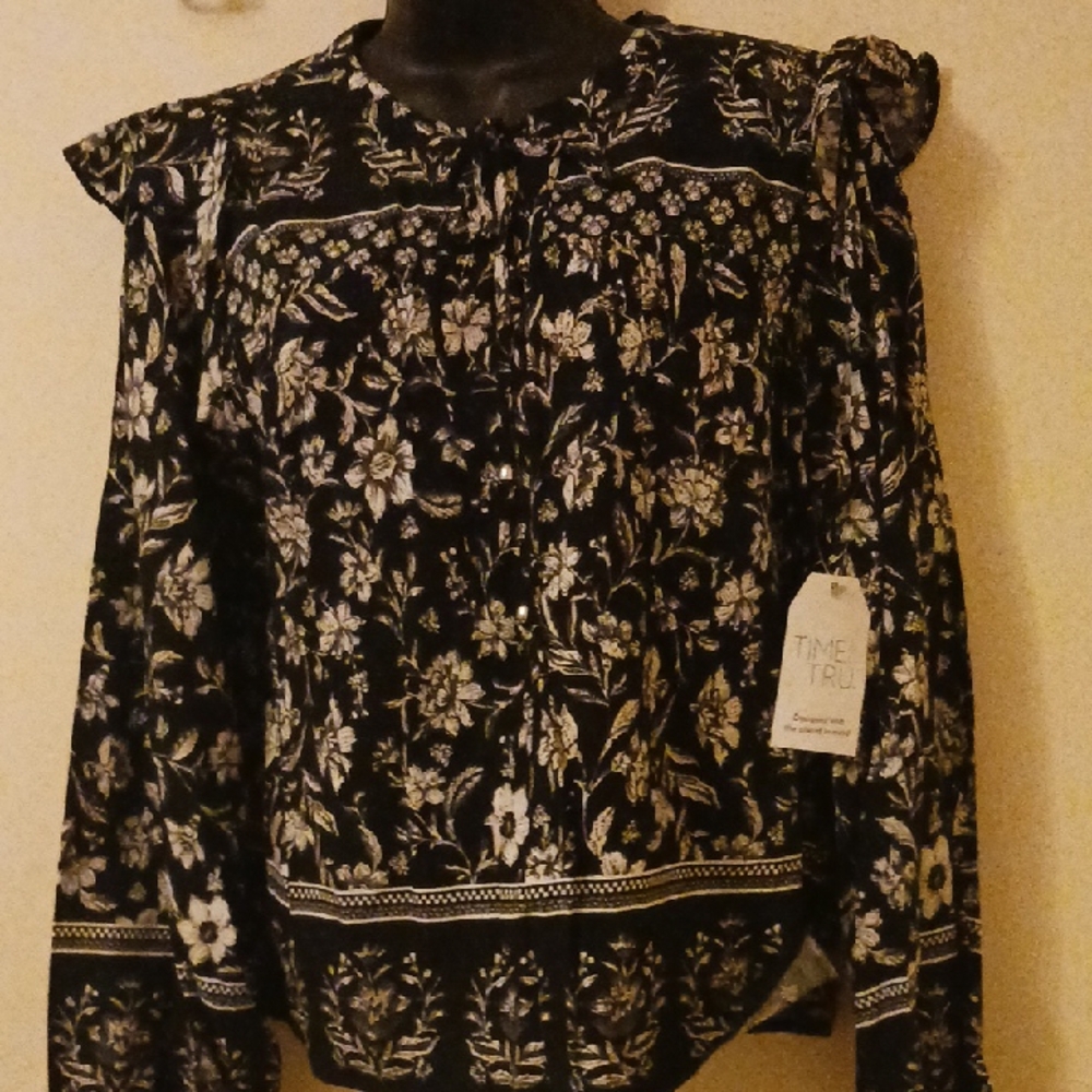 Time and Tru Women's Black and White Floral Blouse